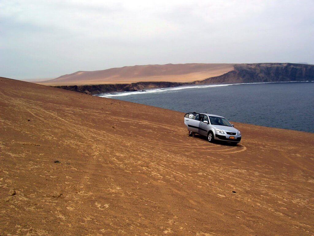 Pacific coastline on the edge of Paracas National Reserve, Ica, Peru.