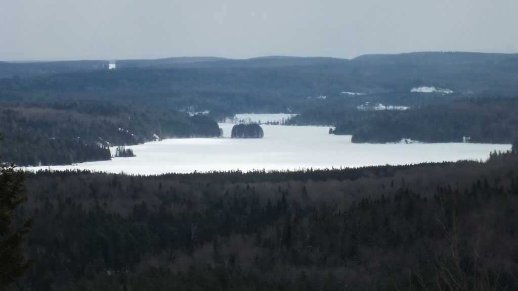 Fraser Lake, leaf lake ski trail, Algonquin Provincial Park, Ontario, Canada