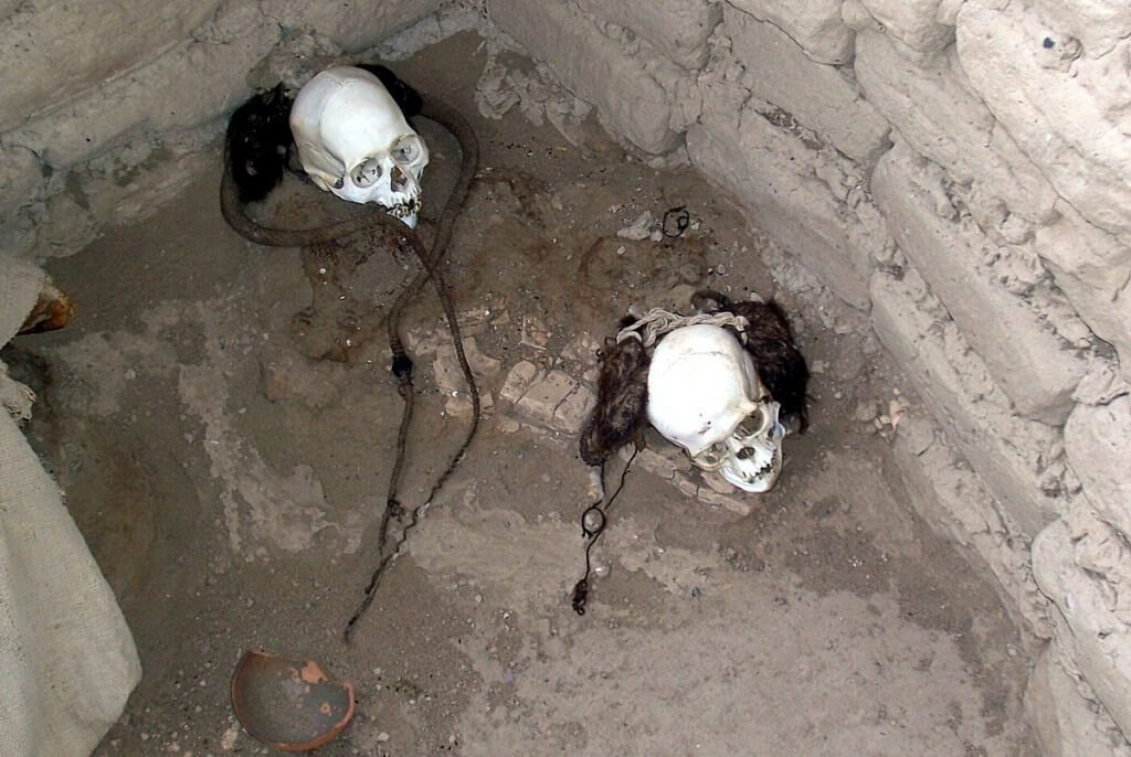 Human skulls at the Chauhilla Cemetery near Nazca in Peru, South America.