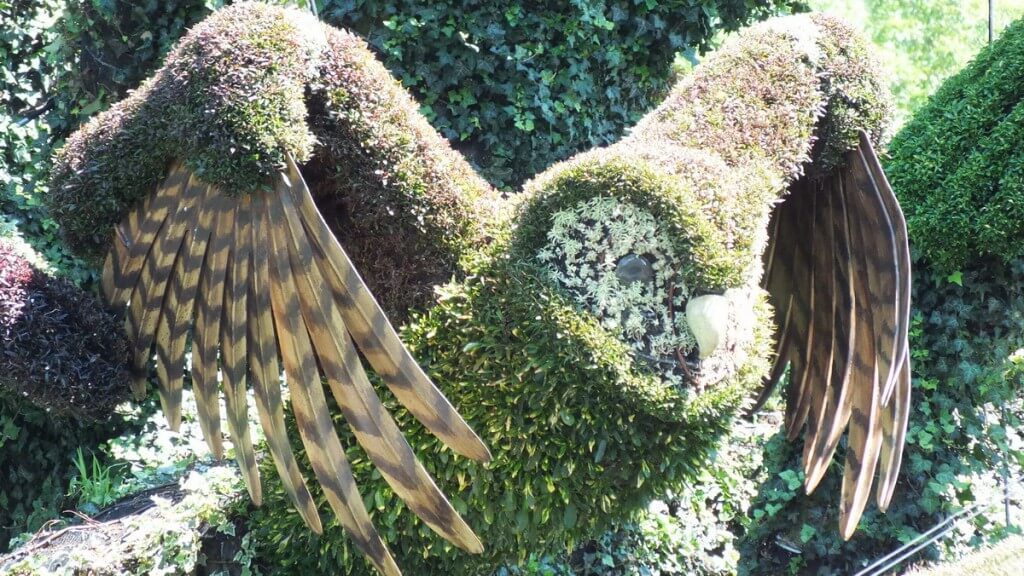 Tree of Birds (owl) - Mosaiculture - Montreal Botancial Gardens