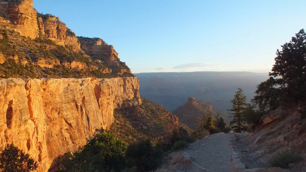 grand canyon sunrise bright angel trail