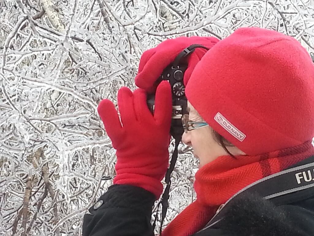 ice storm toronto 2013 - jean takes pic