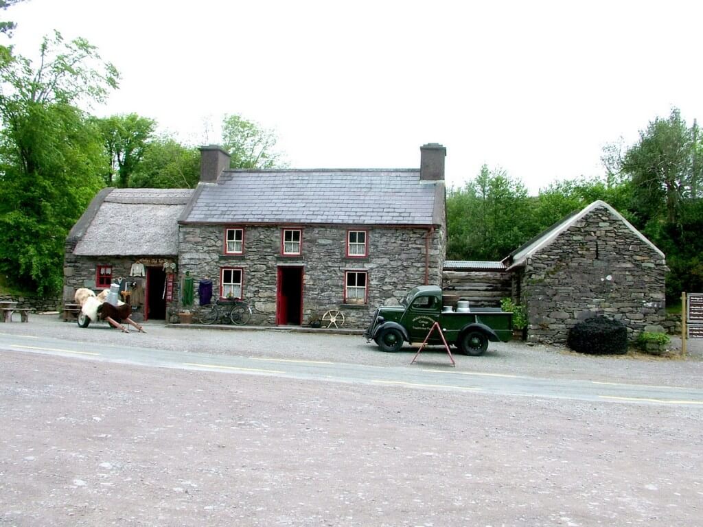molly gallivans cottage, ireland 11