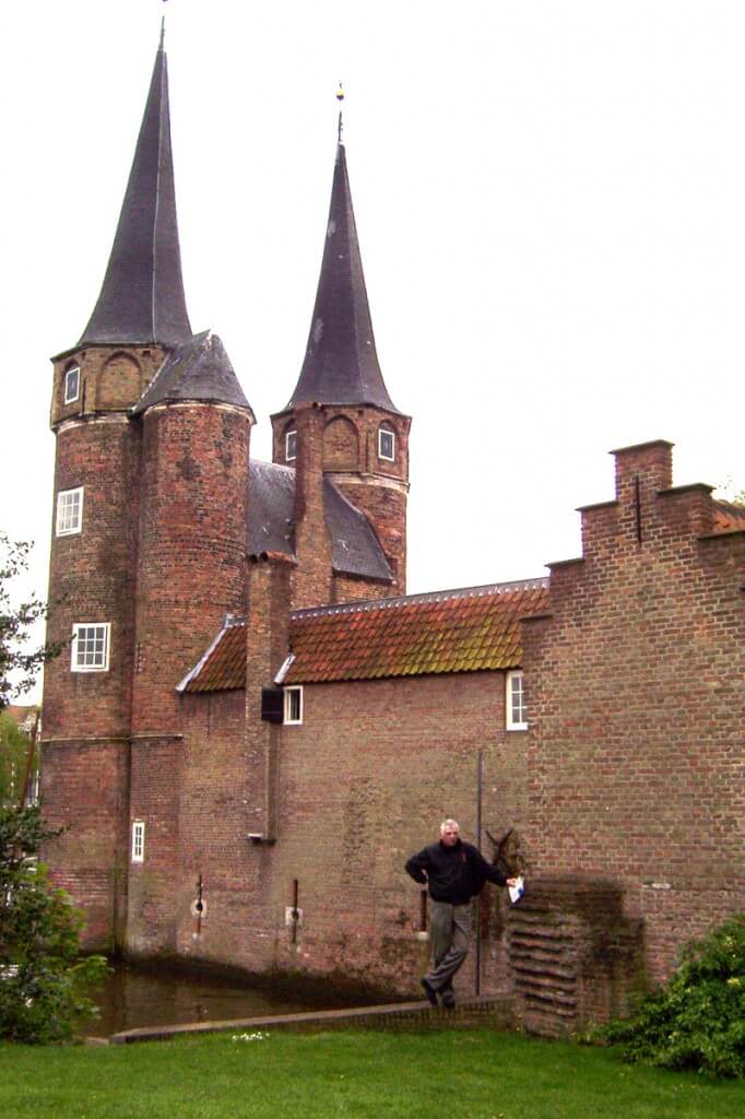 bob beside Oostpoort, eastern gate, delft, the netherlands