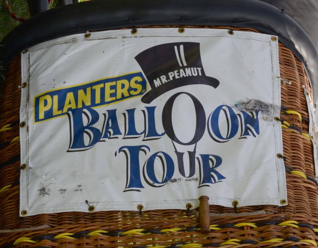 mr peanut hot air balloon in toronto, ontario