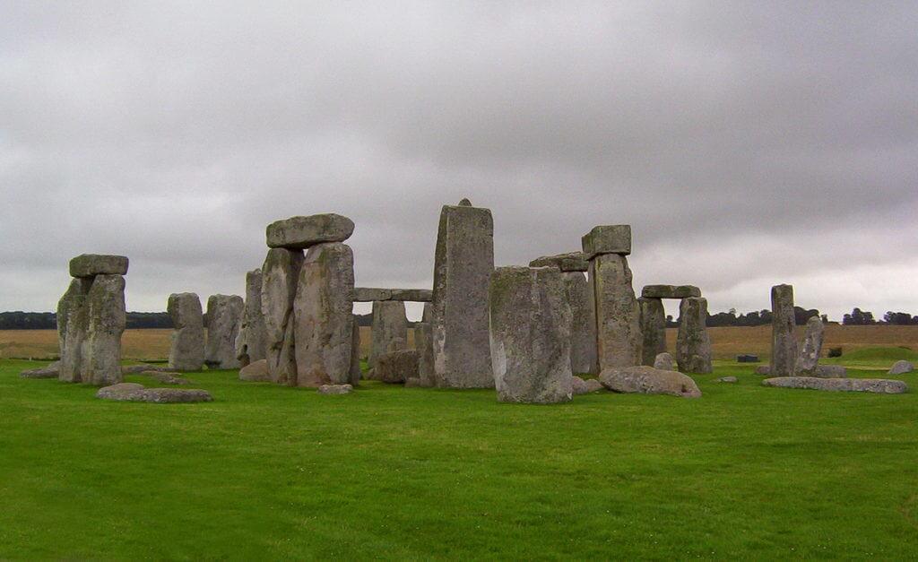 An image of Stonehenge in a field in Wiltshire, England. Photography by Frame To Frame - Bob and Jean