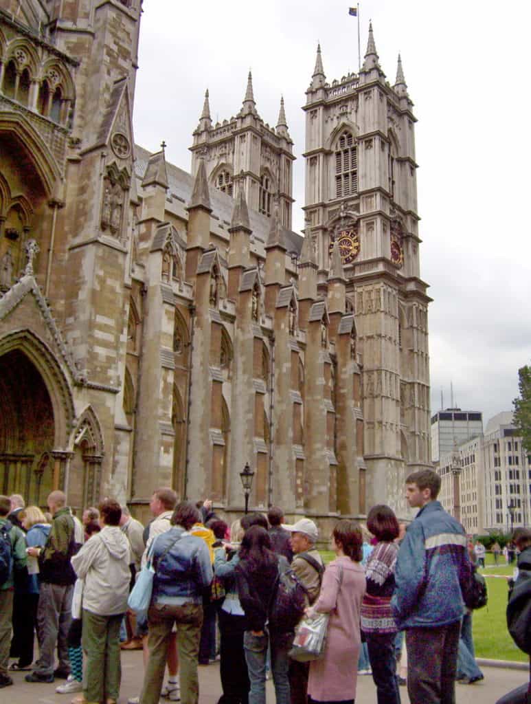 An image of the lineup at Westminster Abbey in London, England.