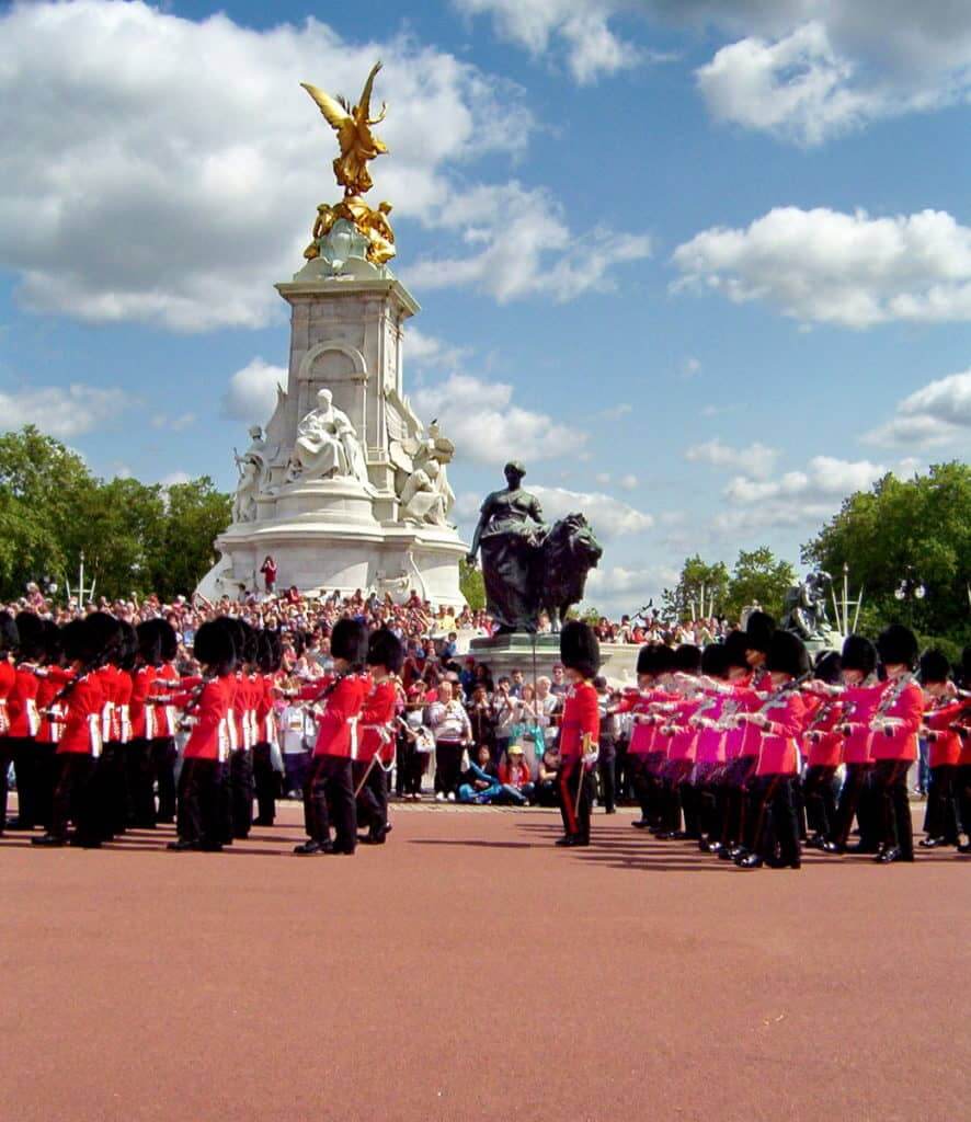 An image of the Victoria Memorial in London, England.