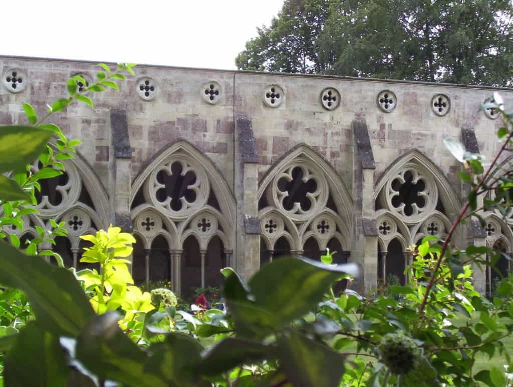 Image of the quatrefoils and cinquefoils of the cloisters at Salisbury Cathedral in England 