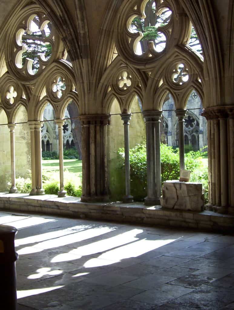 cinquefoils of the cloisters at salisbury cathedral in salisbury, england 