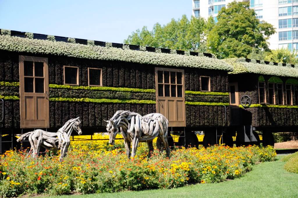 odyssey and hope, wooden horses, mosaiculture 2018, gatineau, quebec, canada
