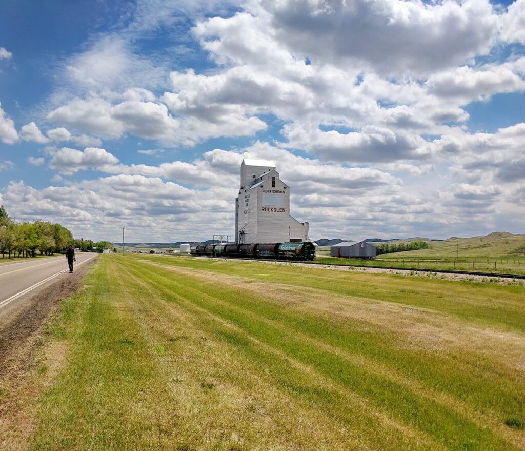 a grain silo, rockglen, saskatchewan