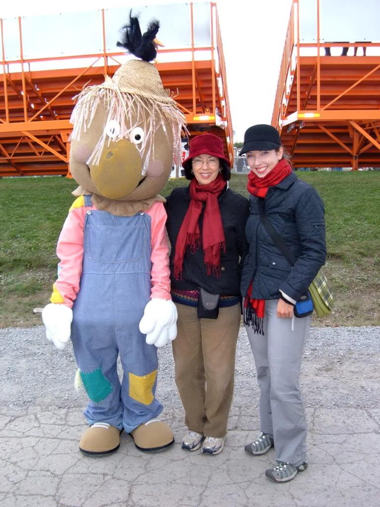 markham fair mascot faircrow, markham fair, markham, ontario, 2008