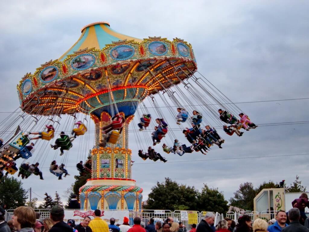giant swing, markham fair, markham, ontario, 2008
