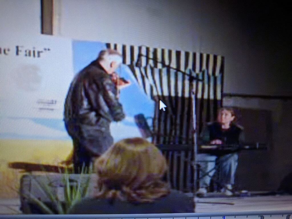 bob plays the fiddle, markham fair, markham, ontario