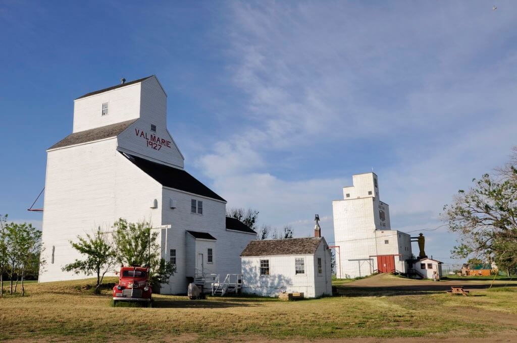 grain elevator, val marie, saskatchewan, near Grasslands National Park