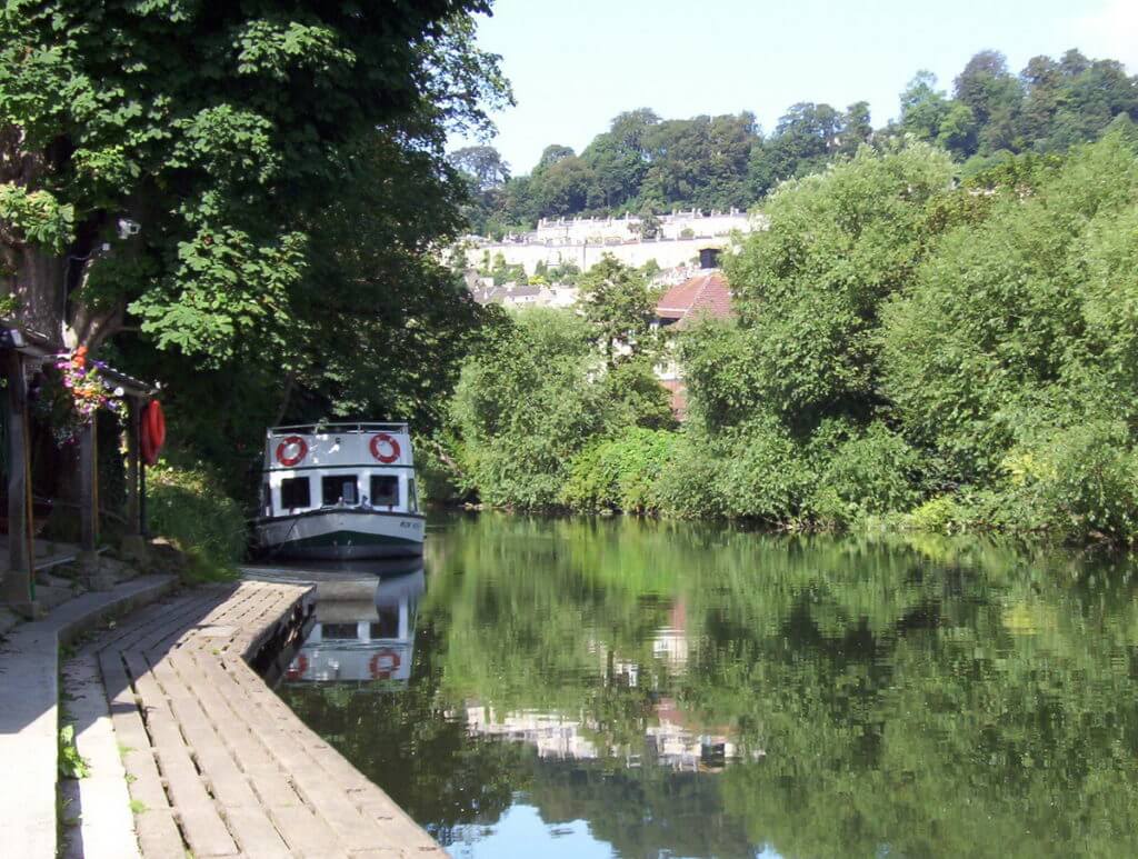 a pulteney cruiser, avon river, bath, england