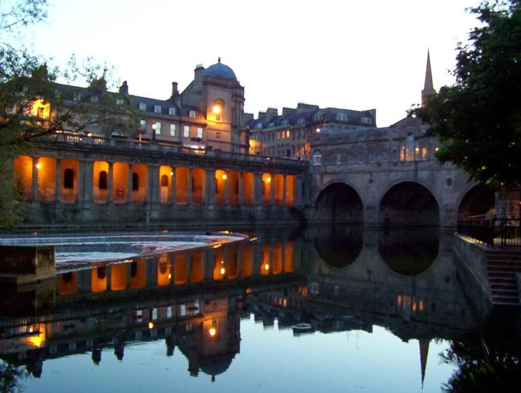 empire hotel and pulteney bridge, bath, england 