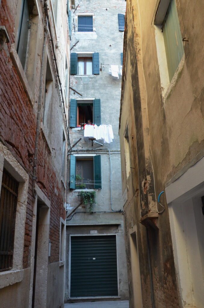 image of a domestic street scene, venice, italy
