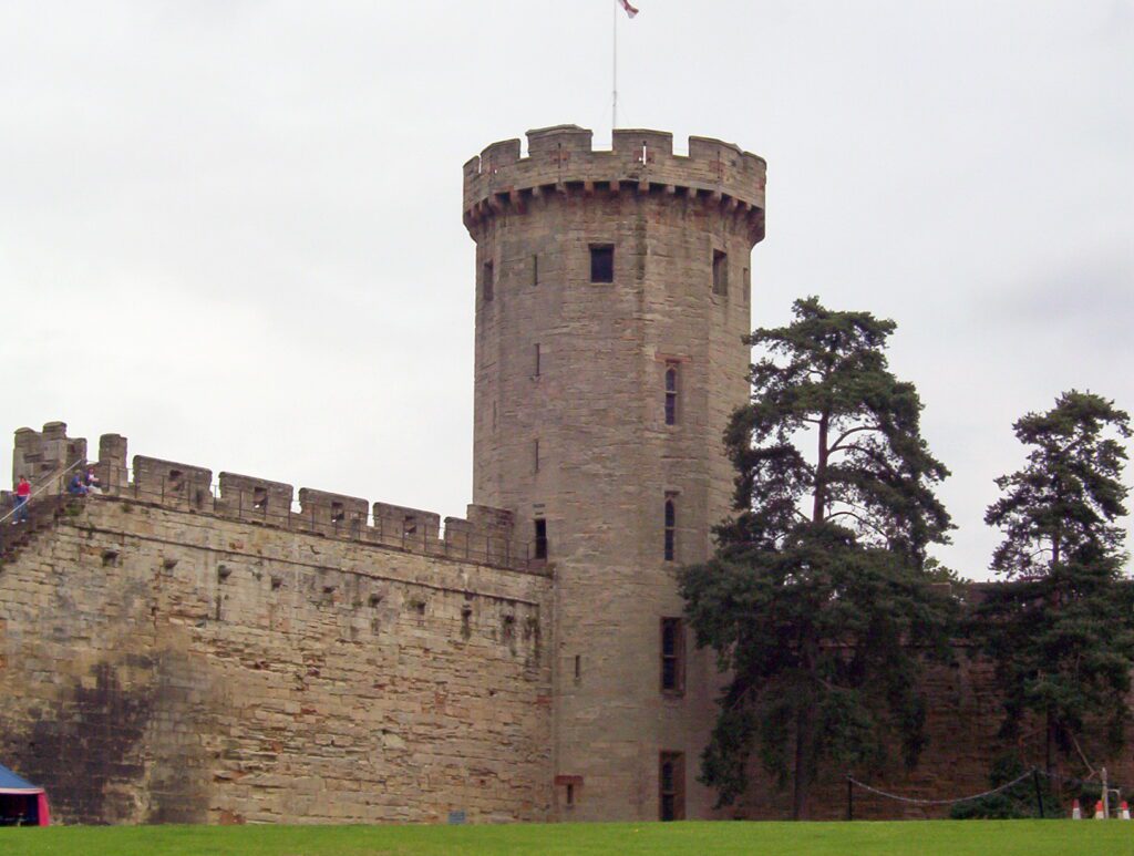 image of Guy's Tower, one of the Gatehouse Towers, warwick castle, england