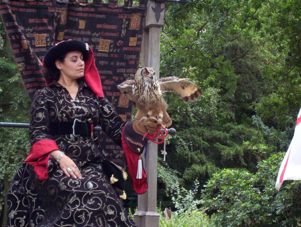 image of a countess with an owl, warwick castle, england