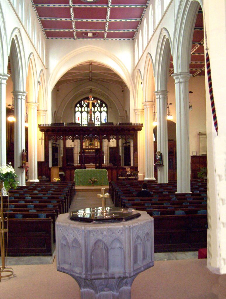 image of the interior of St. Mary's Church, Barnsley, South Yorkshire, England