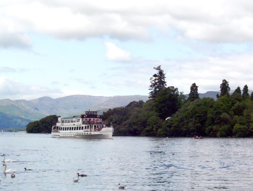 image of MV Teal, Bowness Bay, Bowness-on-Windermere, Lake Windermere, Lake District National Park, England