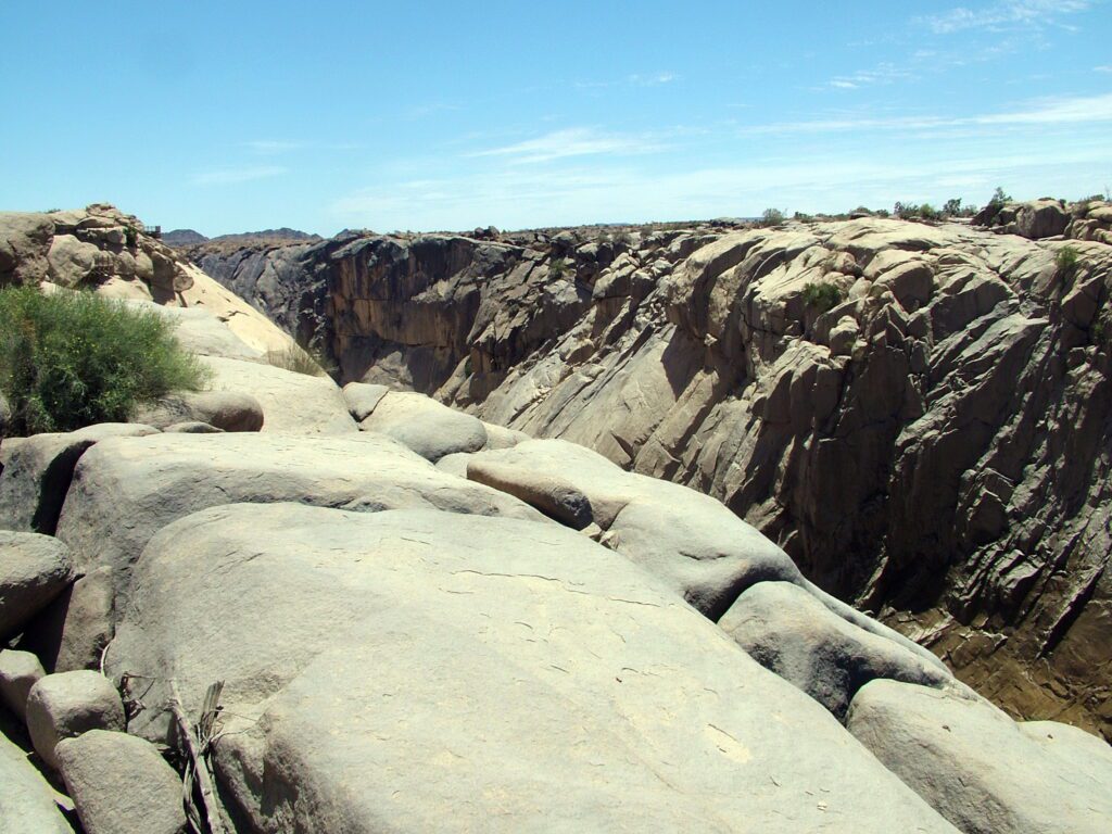 image of rocky gorge of Orange River, Augrabies Falls National Park, South Africa